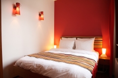 PRINSENHUIS DONKER ROOD